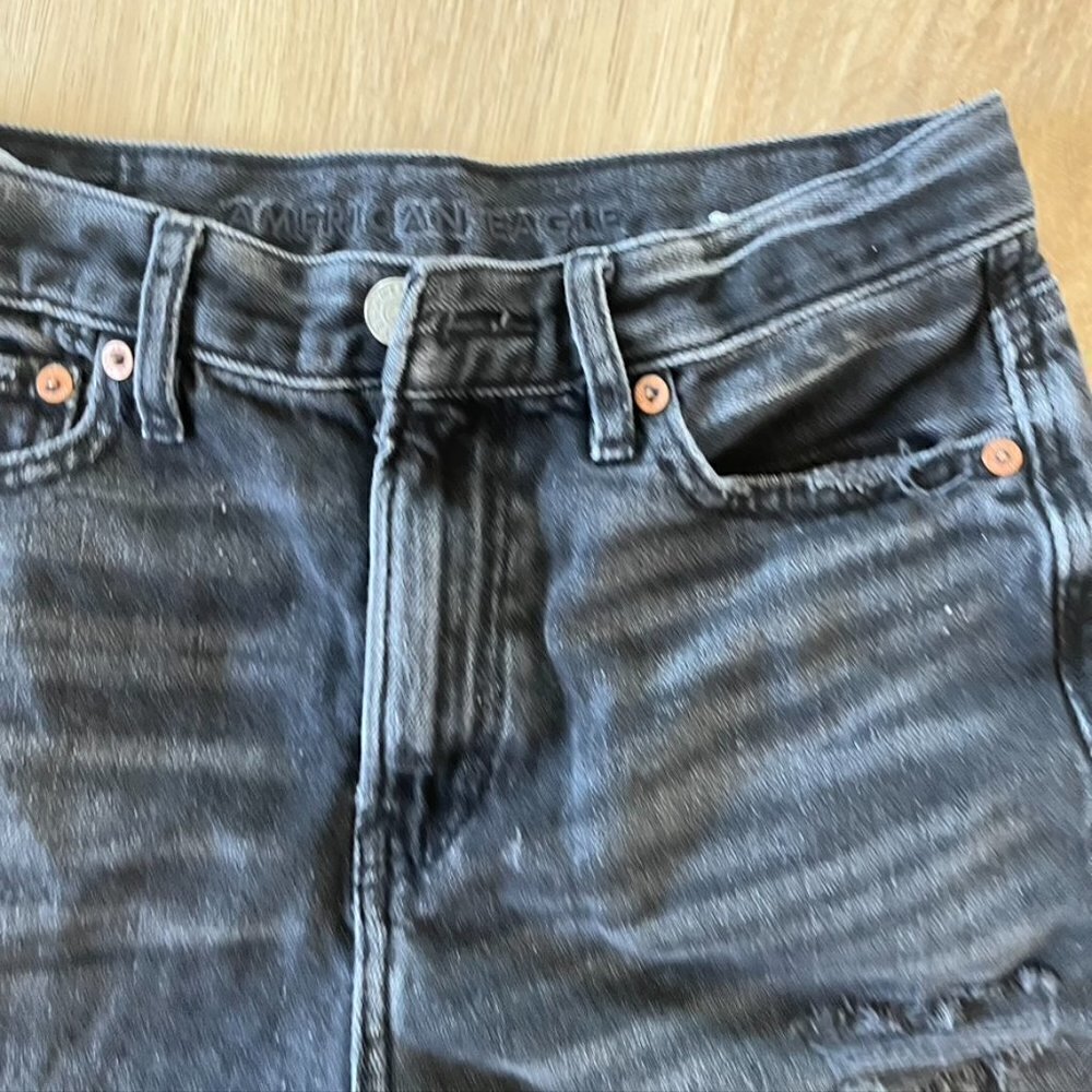 American Eagle 90’s Boyfriend High Rise Jean Shorts Destroyed Black Gray 0 - Picture 7 of 9